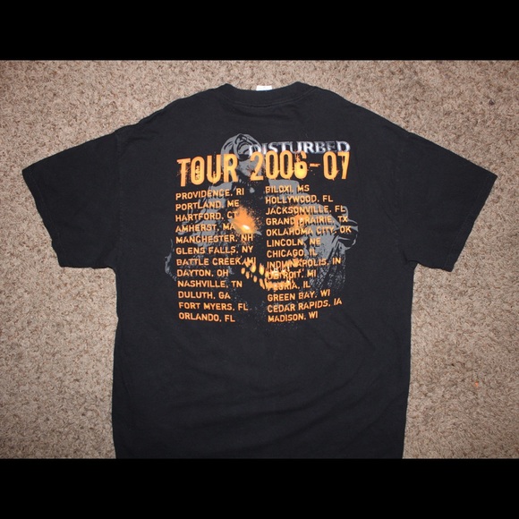 Disturbed tour Shirt - Picture 2 of 2